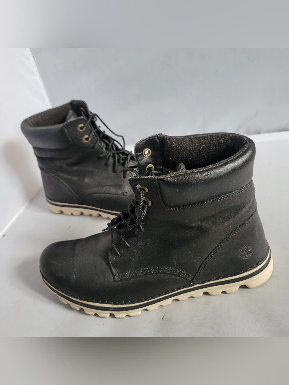 Women’s Timberland Brookton 6 Inch Boots Black Nubuck Size 9.5
